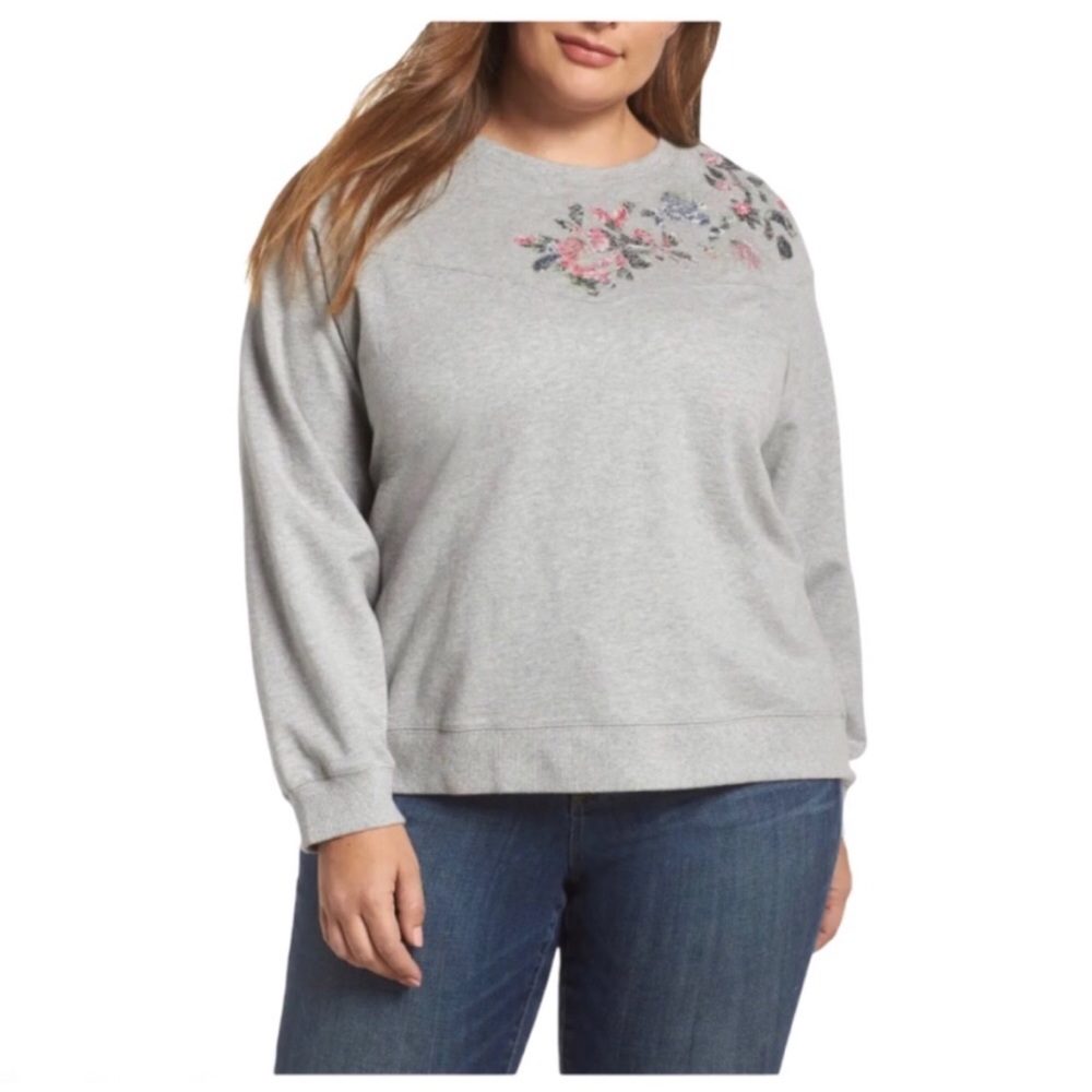 EUC Lucky Brand Grey Floral Sweatshirt - 2X